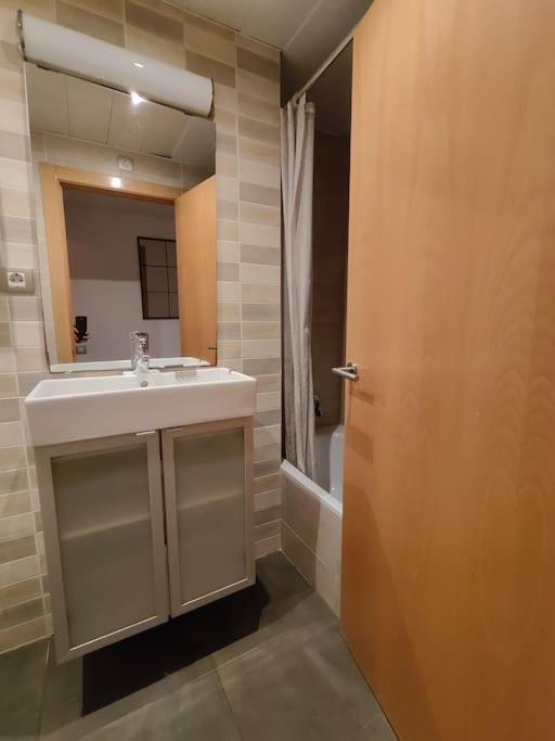Large Terrace Luxury Apartment Sant Adria de Besos Εξωτερικό φωτογραφία